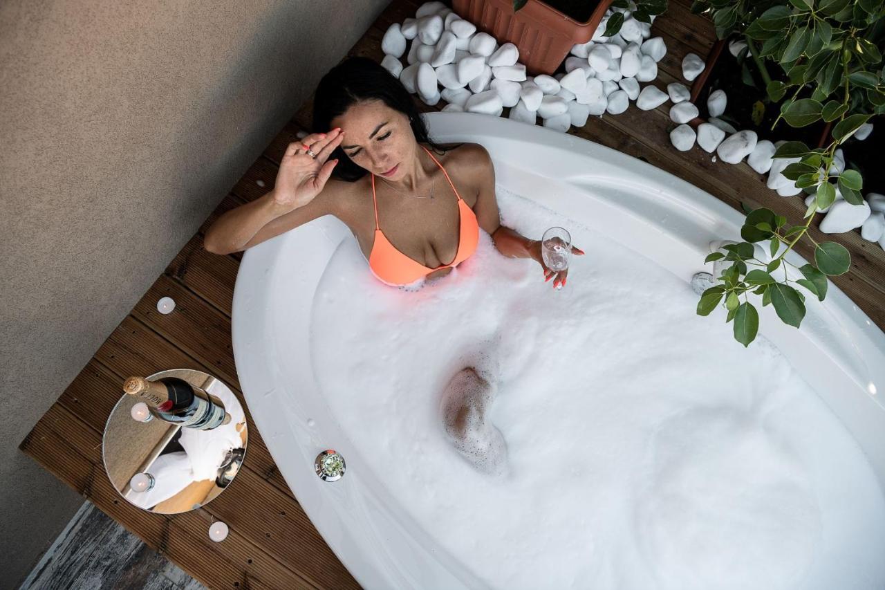 Castello Luxury Residence With Private Jacuzzi La Canea Exterior foto