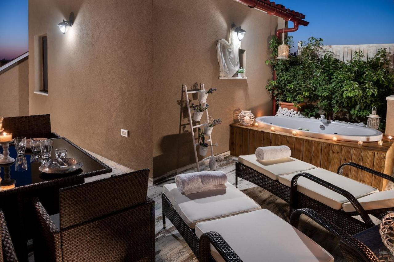 Castello Luxury Residence With Private Jacuzzi La Canea Exterior foto